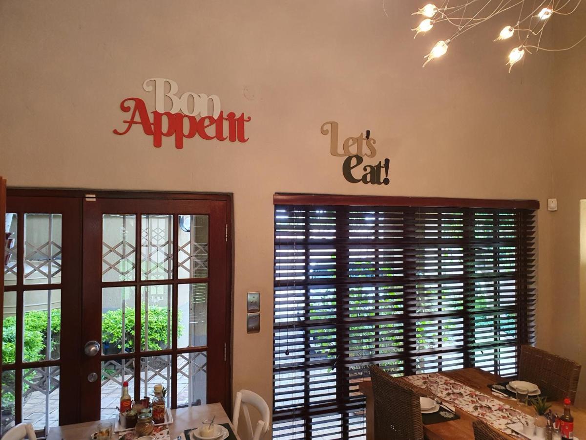 The Leopard Tree Bed and Breakfast Πολοκουάνε Εξωτερικό φωτογραφία