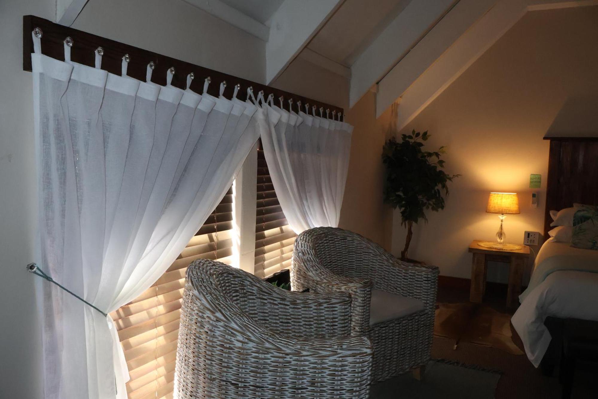 The Leopard Tree Bed and Breakfast Πολοκουάνε Εξωτερικό φωτογραφία