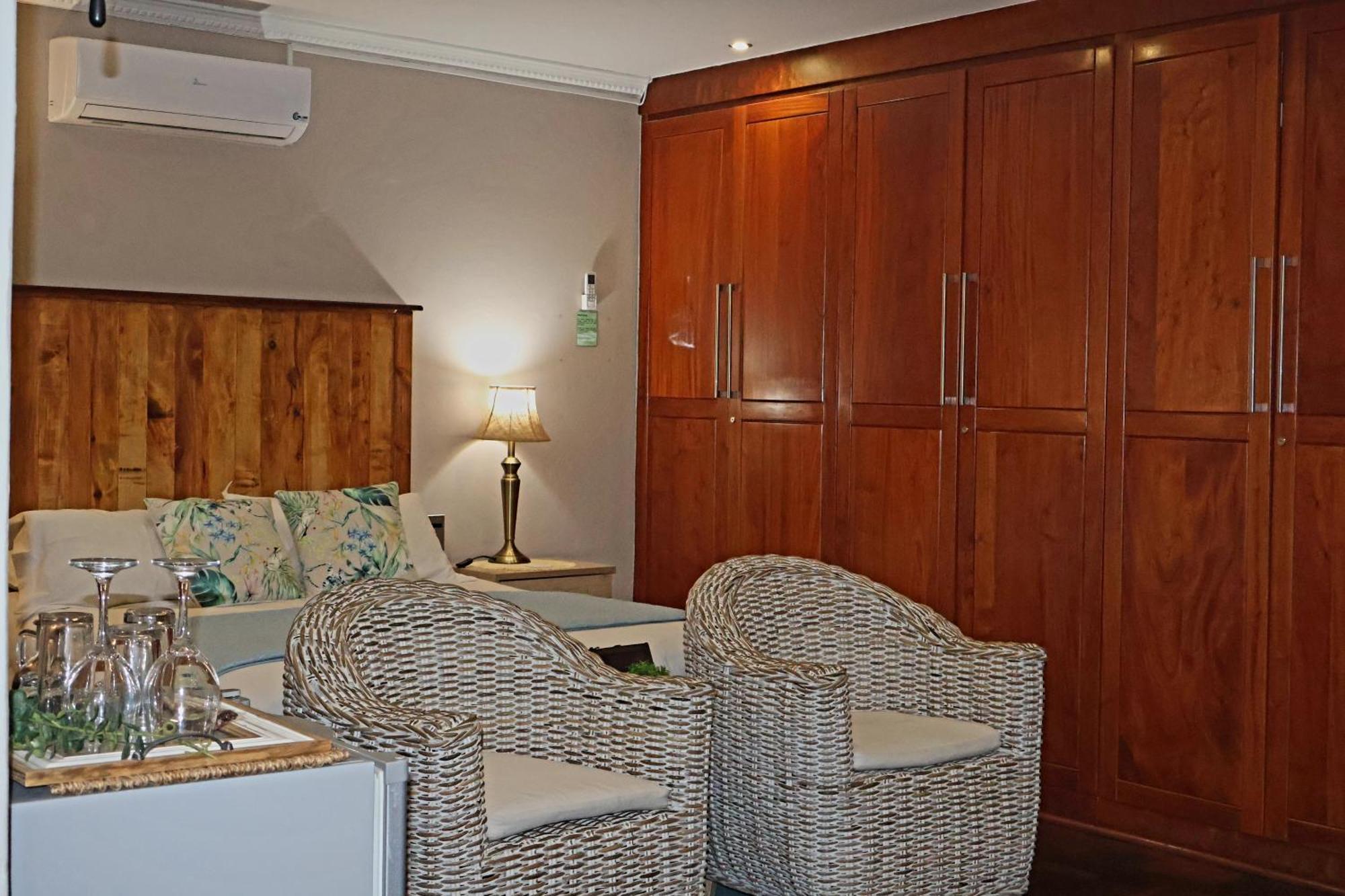 The Leopard Tree Bed and Breakfast Πολοκουάνε Εξωτερικό φωτογραφία