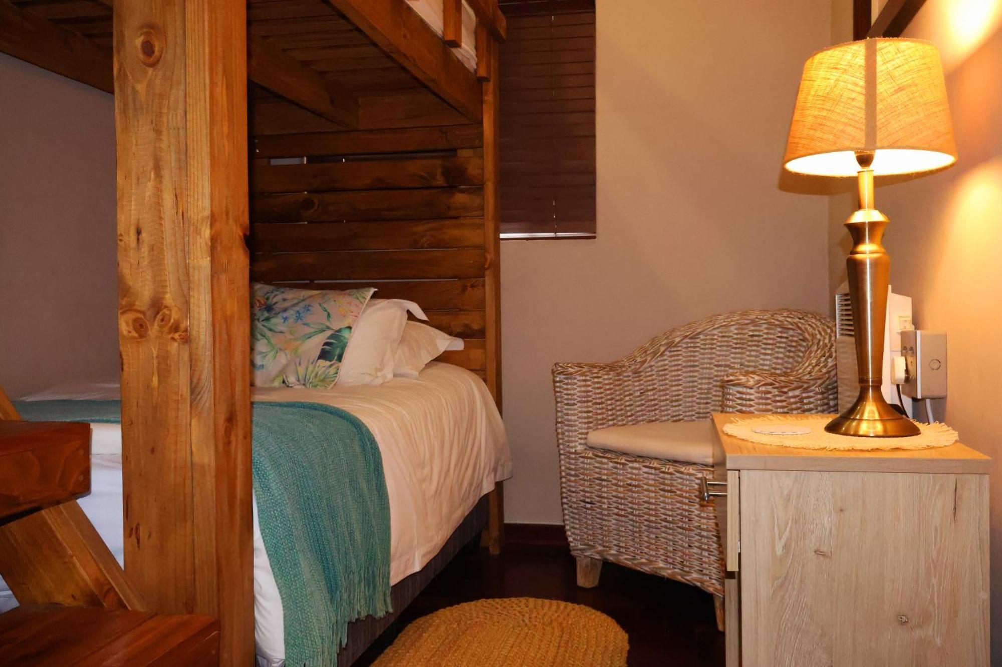 The Leopard Tree Bed and Breakfast Πολοκουάνε Εξωτερικό φωτογραφία
